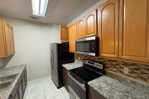 Condo in Orlando, Florida, 2 bedrooms  № 2095470 - photo 30