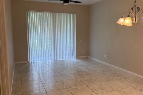 Condo in Orlando, Florida, 2 bedrooms  № 2095470 - photo 18