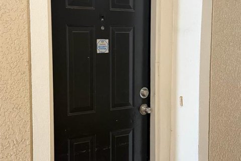 Condo in Orlando, Florida, 2 bedrooms  № 2095470 - photo 6