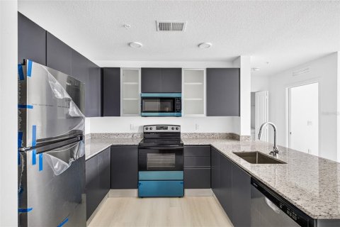 Condo in Orlando, Florida, 2 bedrooms  № 2391384 - photo 5