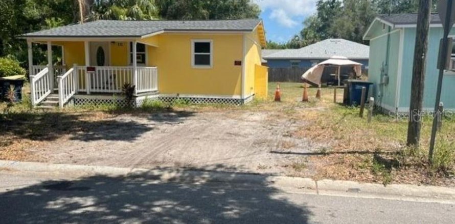 House in Clearwater, Florida 2 bedrooms, 58.06 sq.m. № 2229132