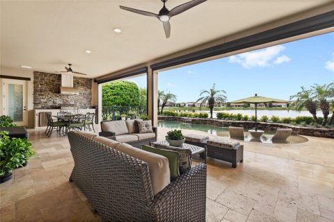 House in Winter Garden, Florida 5 bedrooms, 395.11 sq.m. № 2299780 - photo 6