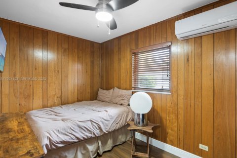 Casa en venta en Hallandale Beach, Florida, 5 dormitorios, 345.41 m2 № 1992894 - foto 20