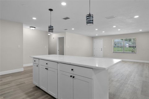 House in Lakeland, Florida 3 bedrooms, 154.31 sq.m. № 1789786 - photo 5