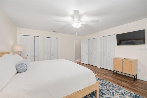 House in Ocala, Florida 3 bedrooms, 162.3 sq.m. № 2204329 - photo 26