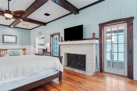 House in Saint Pete Beach, Florida 5 bedrooms, 256.87 sq.m. № 2151321 - photo 23