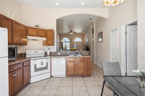 Commercial property in Palm Coast, Florida 6 bedrooms, 226.03 sq.m. № 2195612 - photo 16