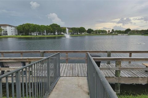 Condominio en venta en Pembroke Pines, Florida, 1 dormitorio, 65.22 m2 № 1770438 - foto 17