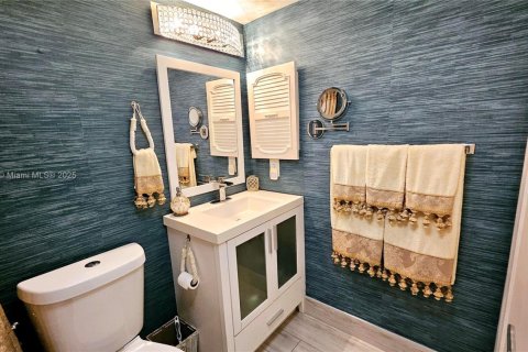 Condominio en venta en Pembroke Pines, Florida, 1 dormitorio, 65.22 m2 № 1770438 - foto 7