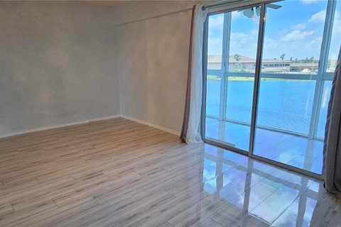 Condominio en venta en Pembroke Pines, Florida, 1 dormitorio, 65.22 m2 № 1770438 - foto 23