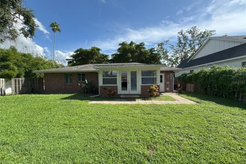 Casa en alquiler en Sarasota, Florida, 2 dormitorios, 109.81 m2 № 1916466 - foto 20