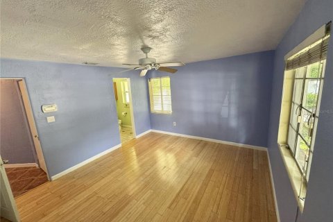 Casa en alquiler en Sarasota, Florida, 2 dormitorios, 109.81 m2 № 1916466 - foto 4