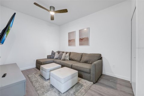 Adosado en venta en Davenport, Florida, 4 dormitorios, 155.24 m2 № 2205106 - foto 21