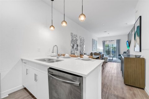 Adosado en venta en Davenport, Florida, 4 dormitorios, 155.24 m2 № 2205106 - foto 7