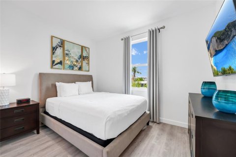 Adosado en venta en Davenport, Florida, 4 dormitorios, 155.24 m2 № 2205106 - foto 29