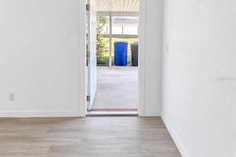 Villa ou maison à louer à Saint Petersburg, Floride: 2 chambres, 75.81 m2 № 2425356 - photo 6