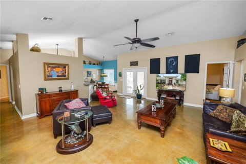 Villa ou maison à vendre à Lakeland, Floride: 3 chambres, 275.92 m2 № 1755086 - photo 10