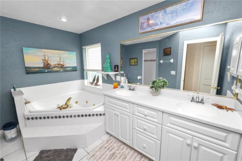Villa ou maison à vendre à Lakeland, Floride: 3 chambres, 275.92 m2 № 1755086 - photo 23