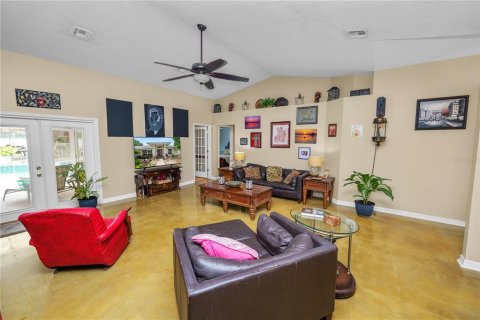 Villa ou maison à vendre à Lakeland, Floride: 3 chambres, 275.92 m2 № 1755086 - photo 8