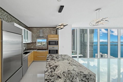 Condo in Miami, Florida, 2 bedrooms  № 1922003 - photo 11