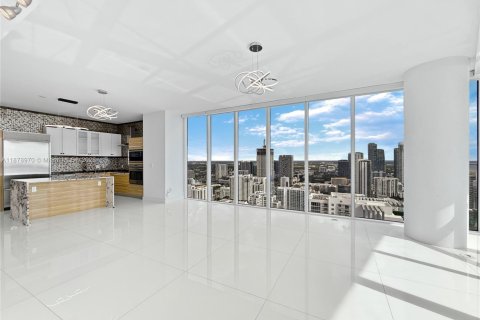Condo in Miami, Florida, 2 bedrooms  № 1922003 - photo 10