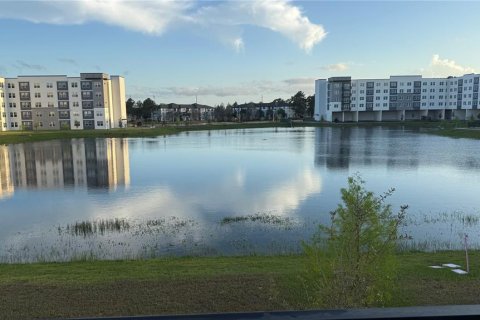 Condo in Orlando, Florida, 3 bedrooms  № 2239350