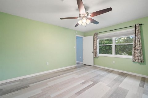 House in Spring Hill, Florida 2 bedrooms, 123.56 sq.m. № 1902740 - photo 13