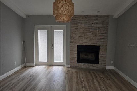Townhouse in Tampa, Florida 2 bedrooms, 74.69 sq.m. № 1900608 - photo 17