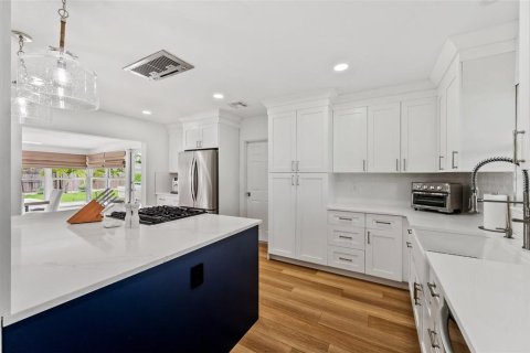 Villa ou maison à vendre à Saint Petersburg, Floride: 2 chambres, 132.01 m2 № 1825328 - photo 18