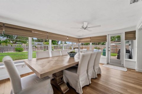 Villa ou maison à vendre à Saint Petersburg, Floride: 2 chambres, 132.01 m2 № 1825328 - photo 24