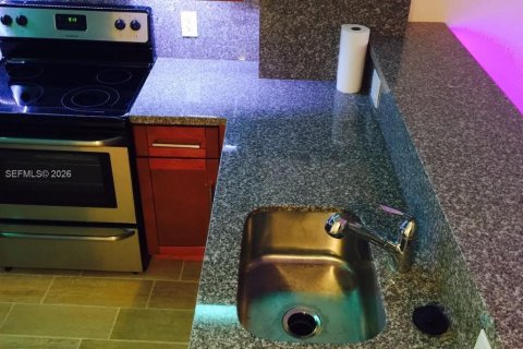 Copropriété à louer à Miami Beach, Floride: 2 chambres, 109.16 m2 № 2002093 - photo 25