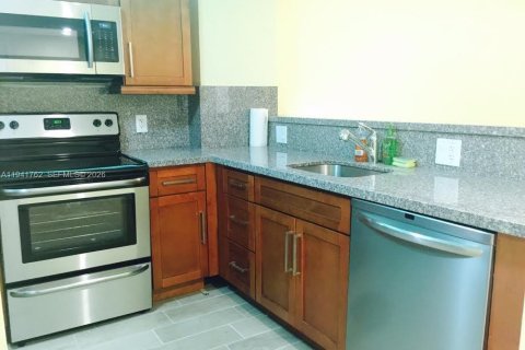 Copropriété à louer à Miami Beach, Floride: 2 chambres, 109.16 m2 № 2002093 - photo 5