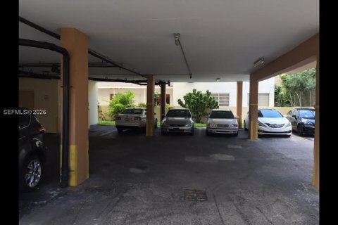 Copropriété à louer à Miami Beach, Floride: 2 chambres, 109.16 m2 № 2002093 - photo 27