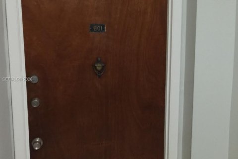 Copropriété à louer à Miami Beach, Floride: 2 chambres, 109.16 m2 № 2002093 - photo 19