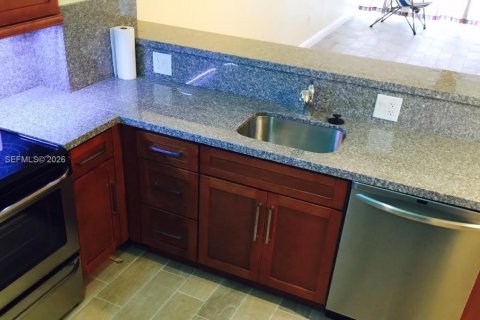 Copropriété à louer à Miami Beach, Floride: 2 chambres, 109.16 m2 № 2002093 - photo 29