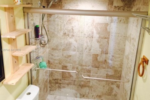 Copropriété à louer à Miami Beach, Floride: 2 chambres, 109.16 m2 № 2002093 - photo 12