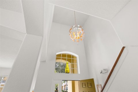 House in Davenport, Florida 6 bedrooms, 263.19 sq.m. № 1900415 - photo 6