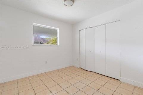 Copropriété à louer à Palmetto Bay, Floride: 2 chambres, 74.41 m2 № 1893365 - photo 7