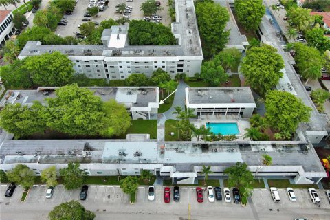 Copropriété à louer à Palmetto Bay, Floride: 2 chambres, 74.41 m2 № 1893365 - photo 12