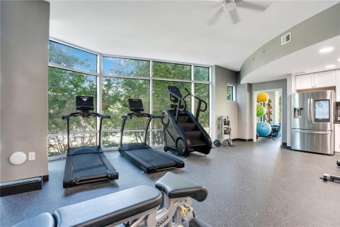 Condominio en alquiler en Orlando, Florida, 1 dormitorio, 99.5 m2 № 1870221 - foto 23