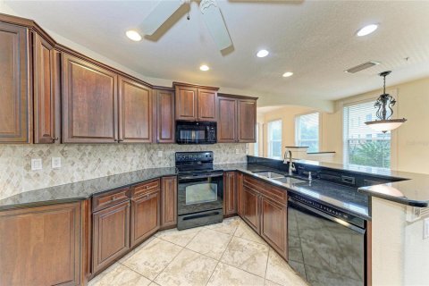 Condo in Sarasota, Florida, 3 bedrooms № 2201650 - photo 17