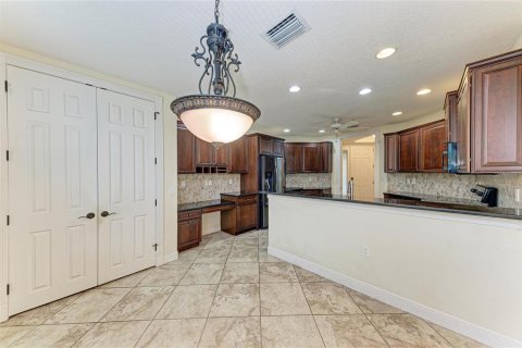 Condo in Sarasota, Florida, 3 bedrooms № 2201650 - photo 22