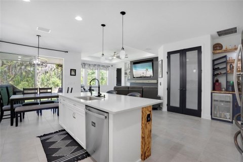 House in Parrish, Florida 4 bedrooms, 204.11 sq.m. № 1635967 - photo 16