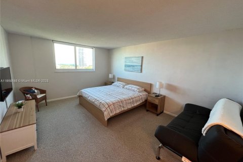 Condominio en alquiler en Sunny Isles Beach, Florida, 2 dormitorios, 143.91 m2 № 1936853 - foto 8