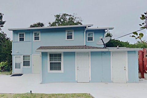 Casa en alquiler en Daytona Beach, Florida, 4 dormitorios, 130.06 m2 № 1648384 - foto 1
