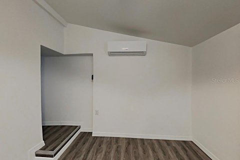 Casa en alquiler en Daytona Beach, Florida, 4 dormitorios, 130.06 m2 № 1648384 - foto 5