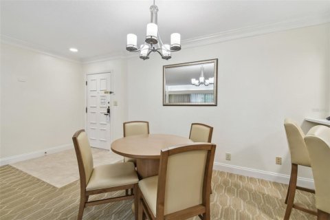 Condominio en venta en Palm Harbor, Florida, 1 dormitorio, 76.64 m2 № 1690998 - foto 6