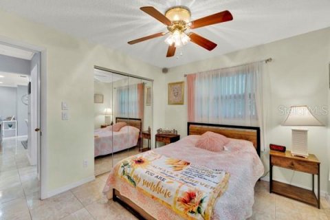 House in Palm Harbor, Florida 2 bedrooms, 114.27 sq.m. № 2200182 - photo 23