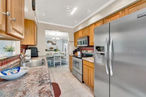 House in Palm Harbor, Florida 2 bedrooms, 114.27 sq.m. № 2200182 - photo 16