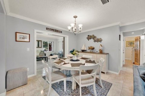 House in Palm Harbor, Florida 2 bedrooms, 114.27 sq.m. № 2200182 - photo 9